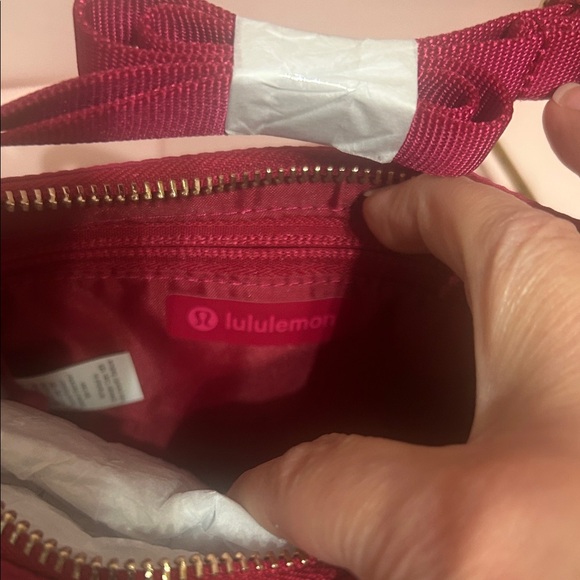 Lululemon Athletica Fuchsia Shoulder Bag - Picture 7 of 7